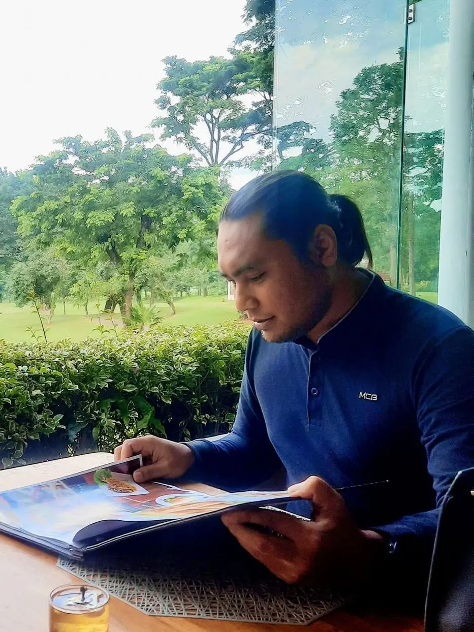 Mas Ojay, Digital Growth Strategist